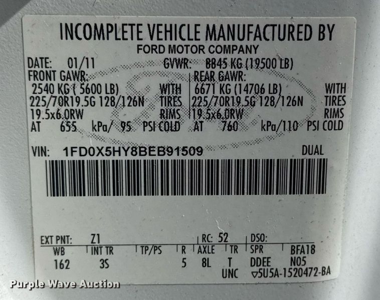 image for item EG2210 2011 Ford F550 Super Duty SuperCab truck cab and chassis