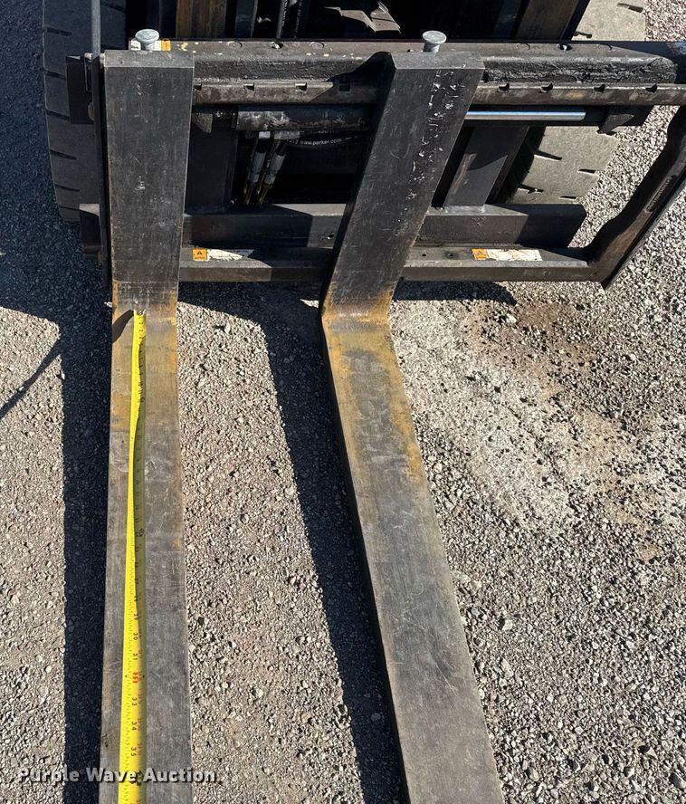 image for item EG2224 Tailift FG15P forklift