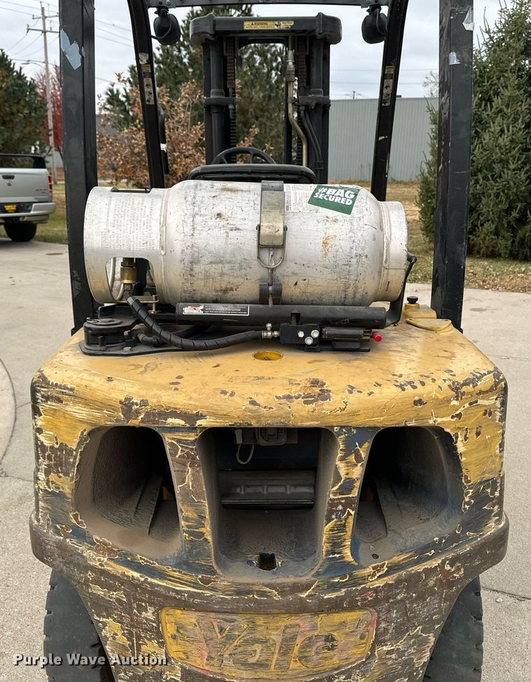 image for item EG6854 Yale GLP060VXEUSE087 forklift