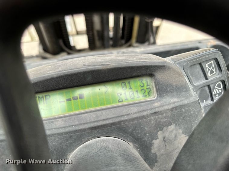 image for item EG6854 Yale GLP060VXEUSE087 forklift