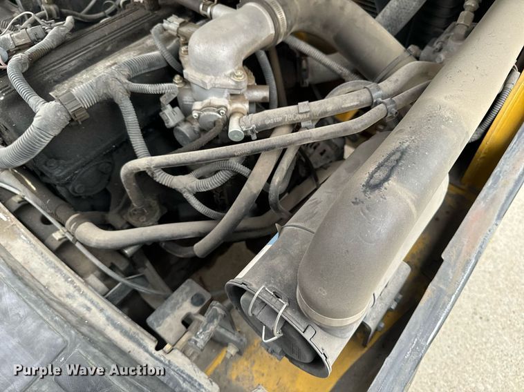 image for item EG6854 Yale GLP060VXEUSE087 forklift