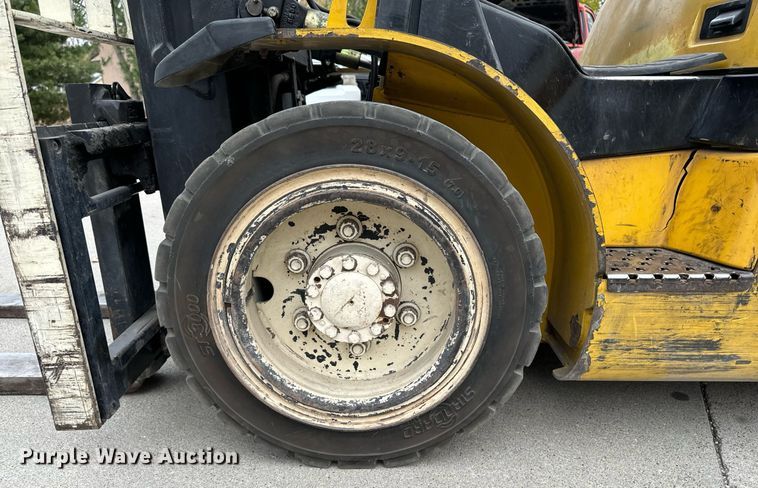 image for item EG6854 Yale GLP060VXEUSE087 forklift