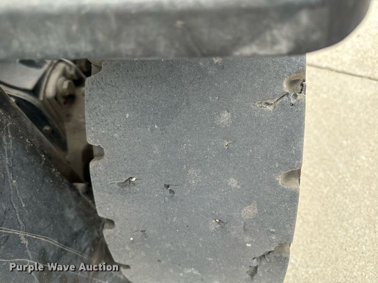 image for item EG6854 Yale GLP060VXEUSE087 forklift