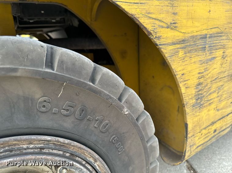 image for item EG6854 Yale GLP060VXEUSE087 forklift