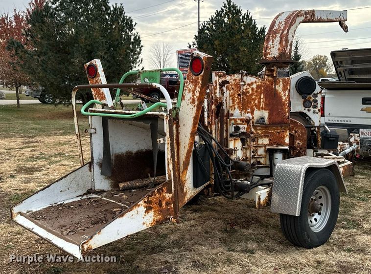 image for item EG6856 2007 Altec D C1217 wood chipper