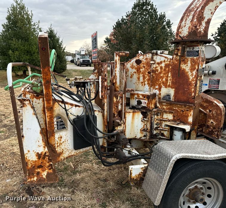 image for item EG6856 2007 Altec D C1217 wood chipper