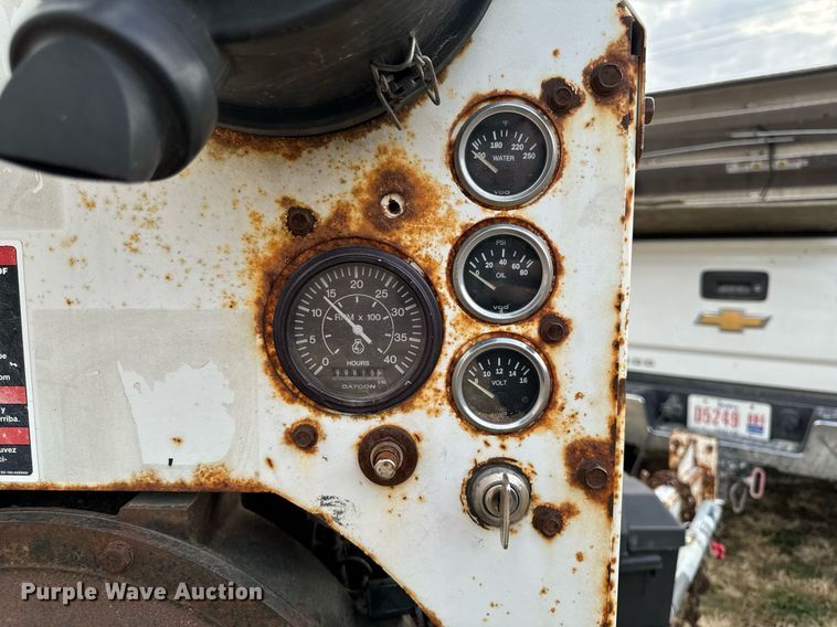 image for item EG6856 2007 Altec D C1217 wood chipper