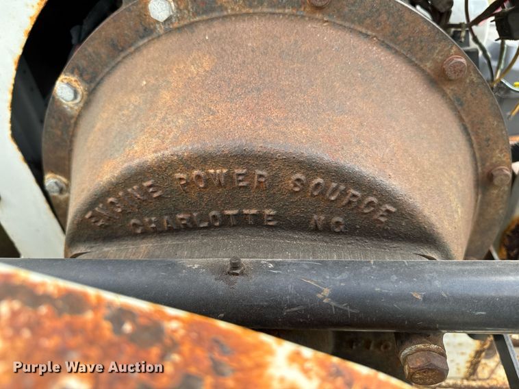 image for item EG6856 2007 Altec D C1217 wood chipper