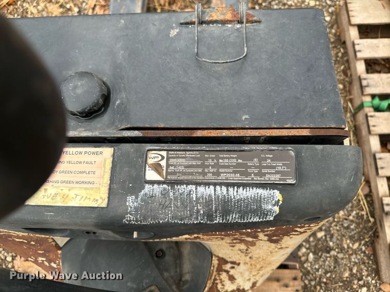 image for item EG6863 (3) pallet jacks