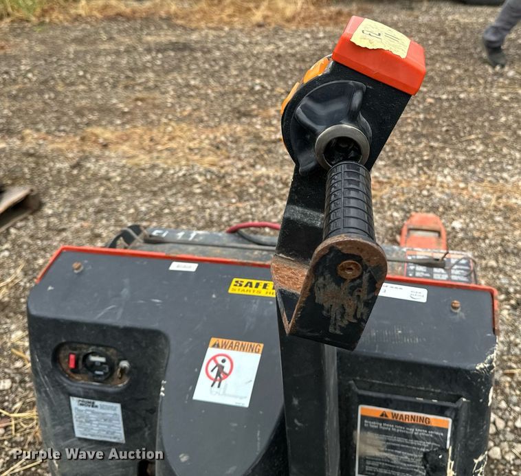 image for item EG6863 (3) pallet jacks