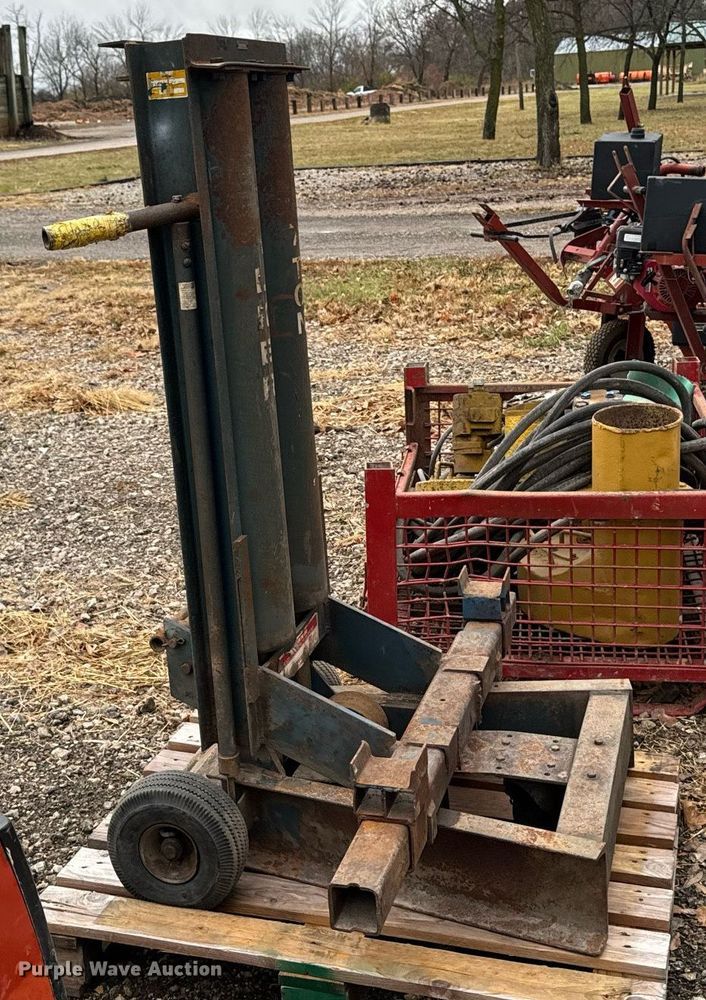 image for item EG6867 Tools