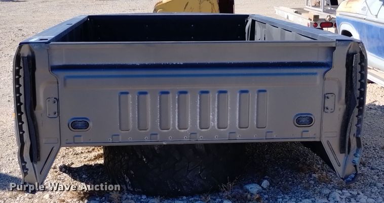 image for item EG9955 Ford F350 pickup truck bed