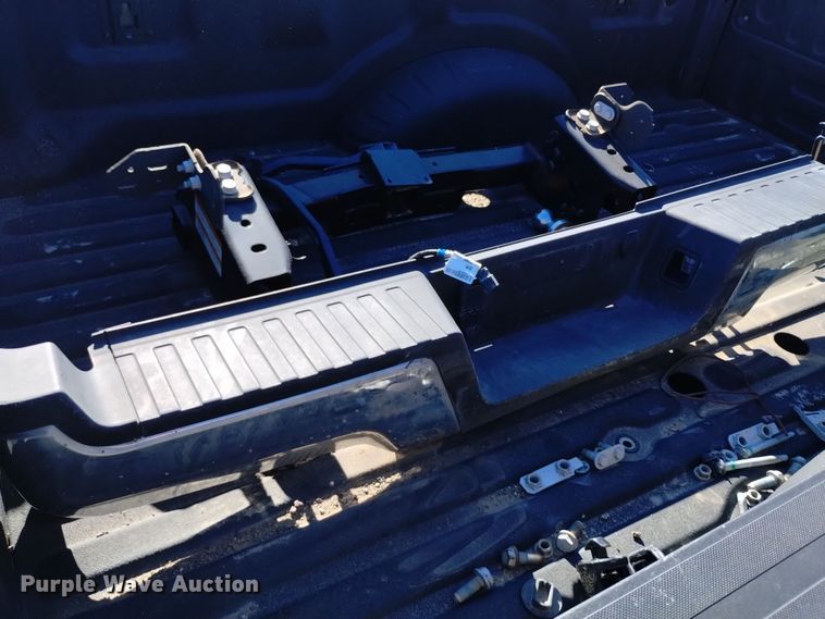 image for item EG9955 Ford F350 pickup truck bed