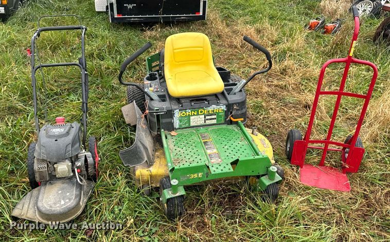 image for item EH7222 2018 John Deere Z335E ZTR lawn mower