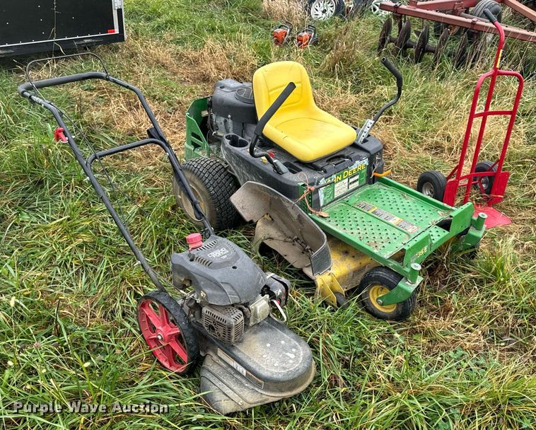 image for item EH7222 2018 John Deere Z335E ZTR lawn mower