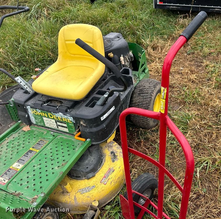 image for item EH7222 2018 John Deere Z335E ZTR lawn mower