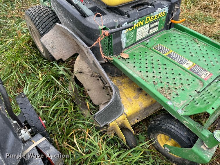 image for item EH7222 2018 John Deere Z335E ZTR lawn mower