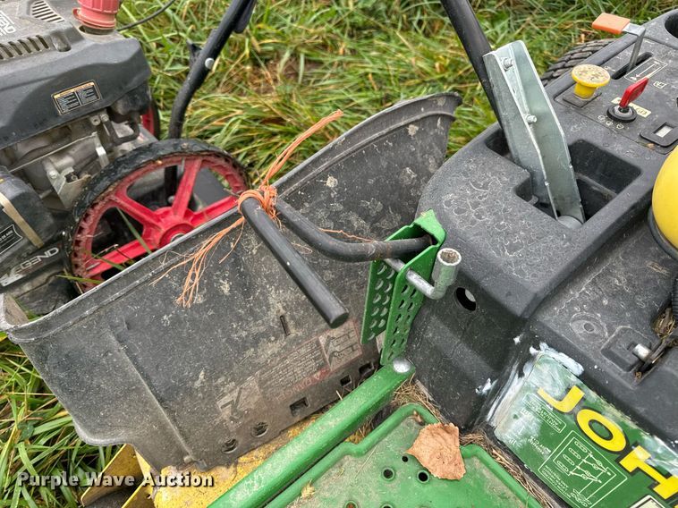 image for item EH7222 2018 John Deere Z335E ZTR lawn mower