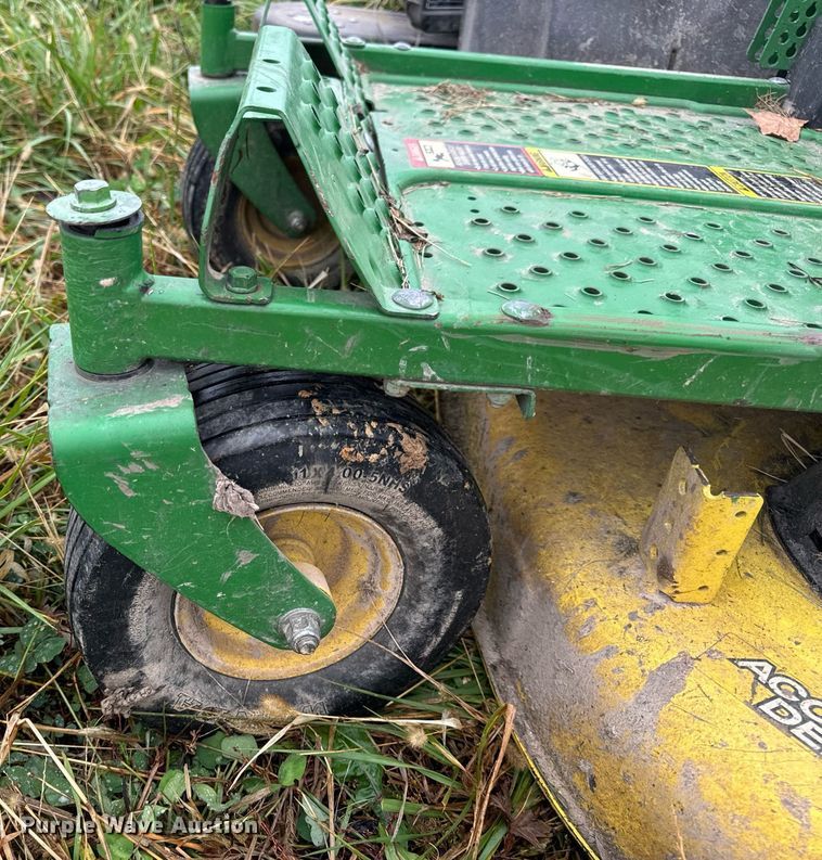 image for item EH7222 2018 John Deere Z335E ZTR lawn mower