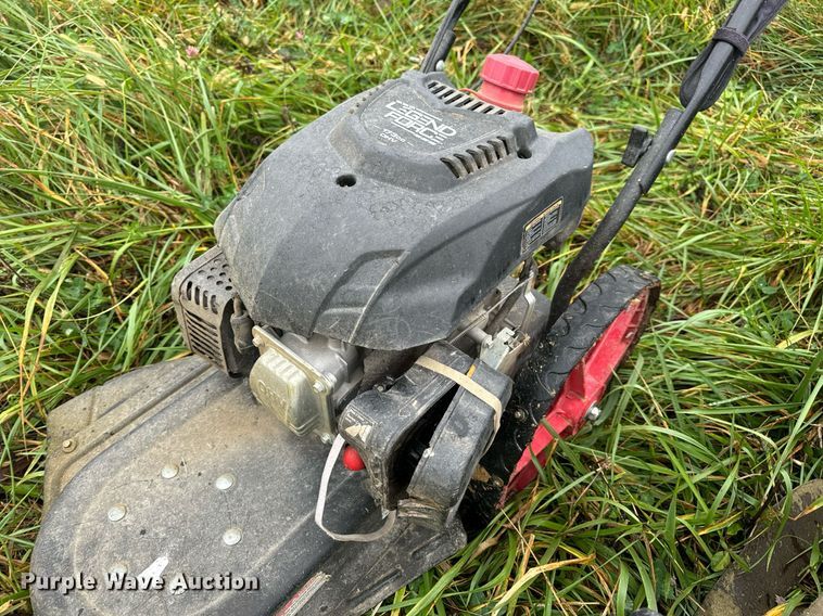 image for item EH7222 2018 John Deere Z335E ZTR lawn mower