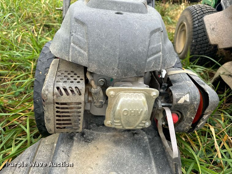 image for item EH7222 2018 John Deere Z335E ZTR lawn mower