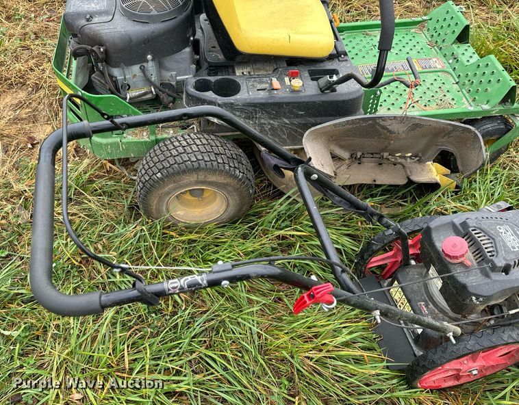 image for item EH7222 2018 John Deere Z335E ZTR lawn mower