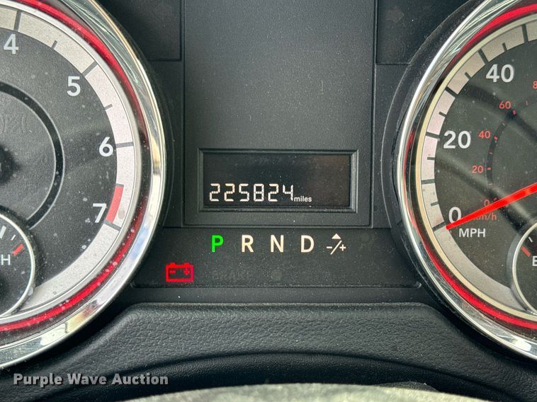 image for item EH7244 2016 Dodge Grand Caravan SXT van