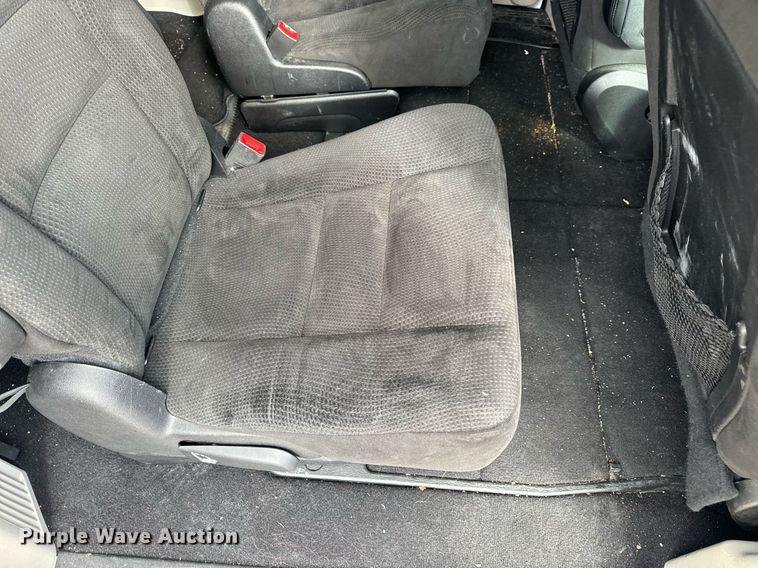 image for item EH7244 2016 Dodge Grand Caravan SXT van