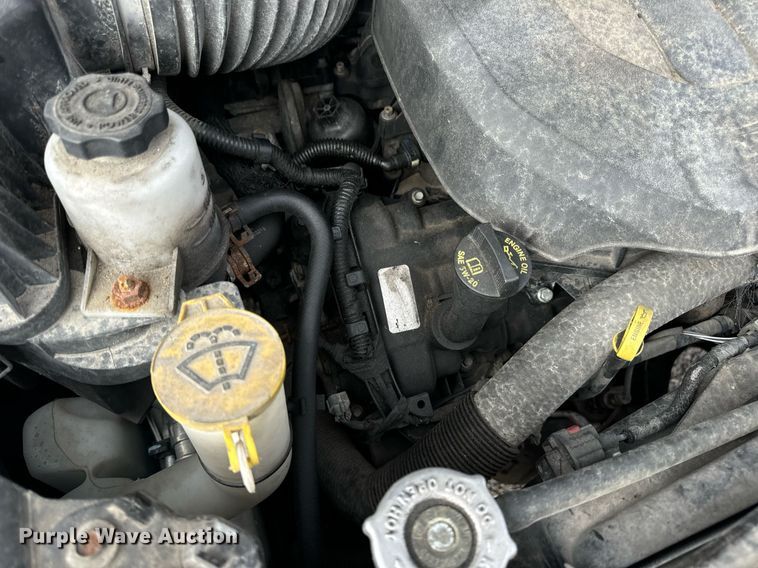 image for item EH7244 2016 Dodge Grand Caravan SXT van