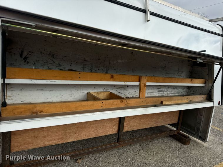 image for item EH7245 Leer slide-In utility topper