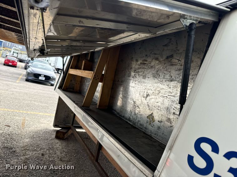 image for item EH7245 Leer slide-In utility topper