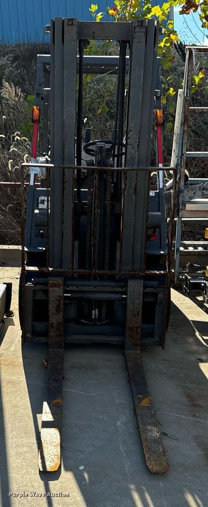 image for item EH7248 Tailift FG25C forklift