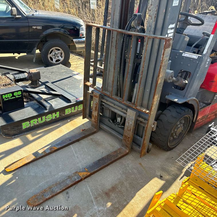 image for item EH7248 Tailift FG25C forklift