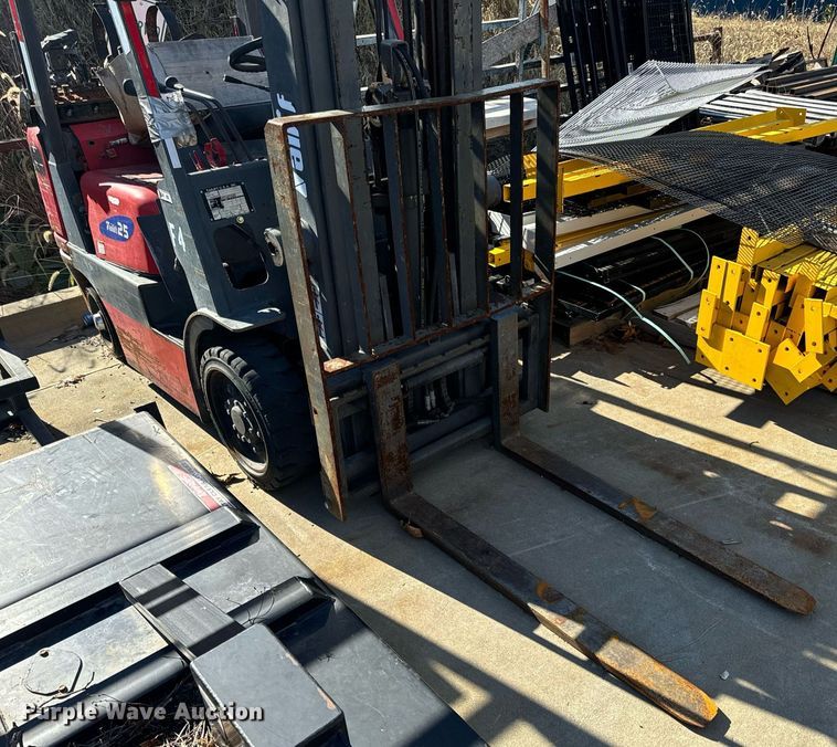 image for item EH7248 Tailift FG25C forklift