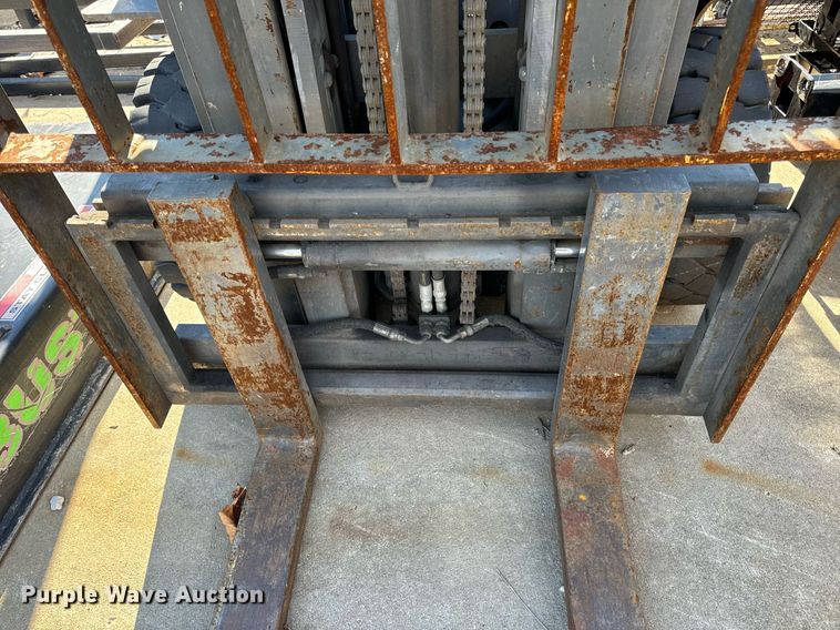 image for item EH7248 Tailift FG25C forklift