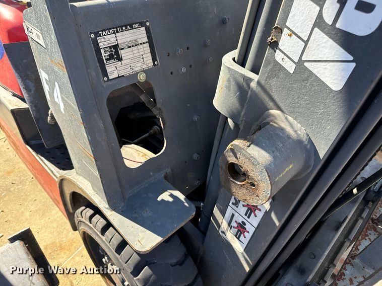 image for item EH7248 Tailift FG25C forklift