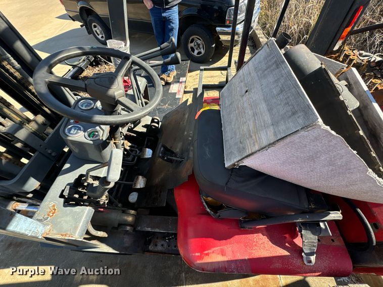 image for item EH7248 Tailift FG25C forklift