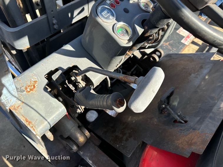 image for item EH7248 Tailift FG25C forklift