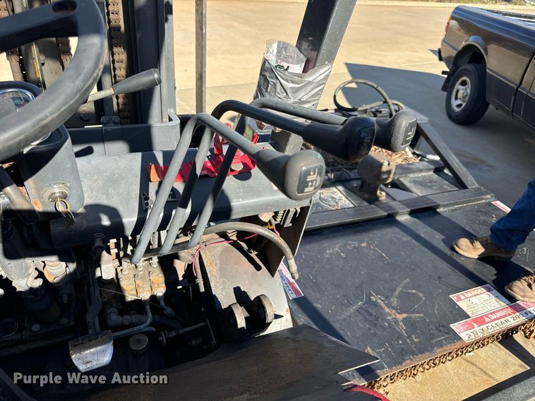 image for item EH7248 Tailift FG25C forklift