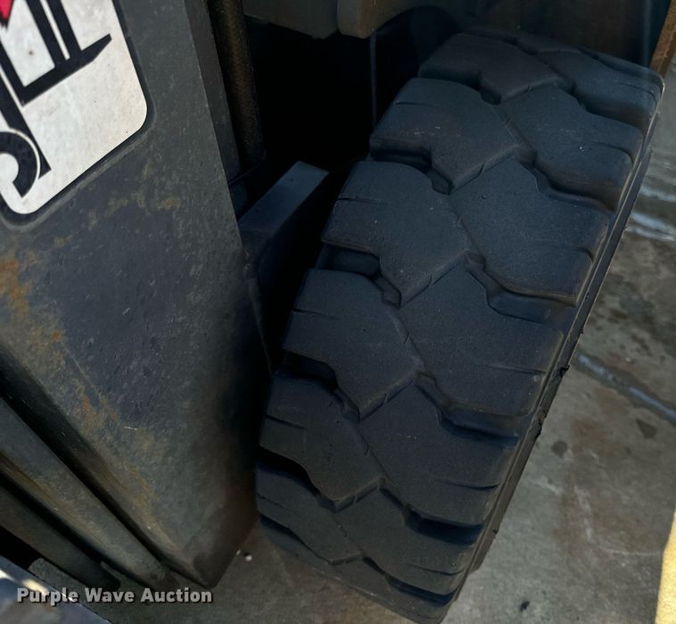 image for item EH7248 Tailift FG25C forklift