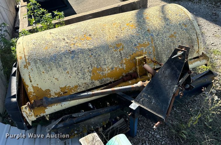 image for item EH7249 Broom