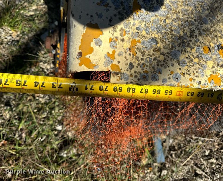 image for item EH7249 Broom