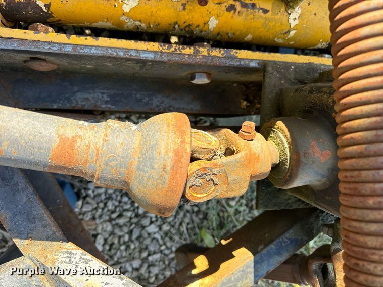 image for item EH7249 Broom