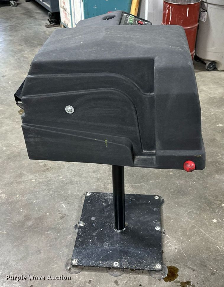 image for item EH7256 Red Devil The Classic 01410PB paint shaker