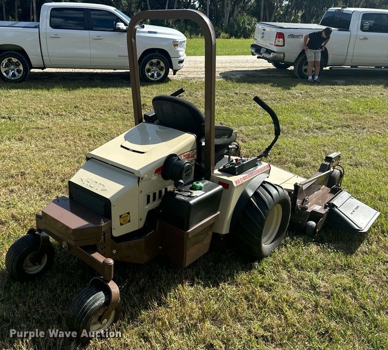 image for item EI4087 Grasshopper 900D ZTR lawn mower