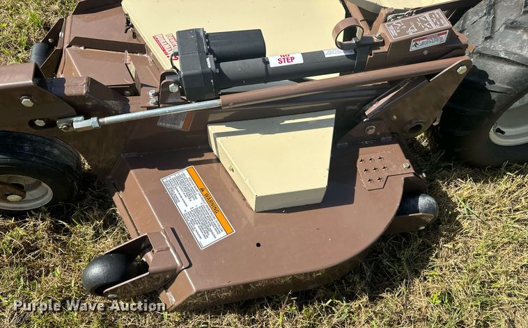 image for item EI4087 Grasshopper 900D ZTR lawn mower