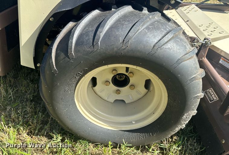 image for item EI4087 Grasshopper 900D ZTR lawn mower