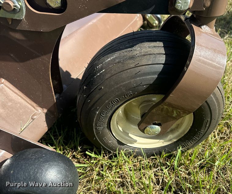 image for item EI4087 Grasshopper 900D ZTR lawn mower