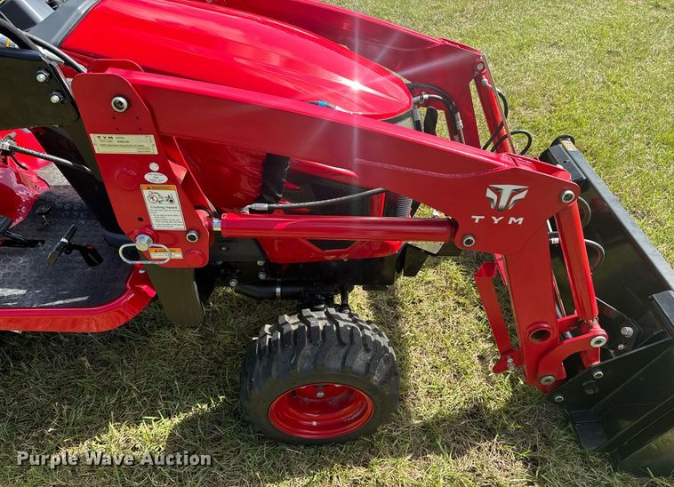 image for item EI4093 TYM T224 backhoe