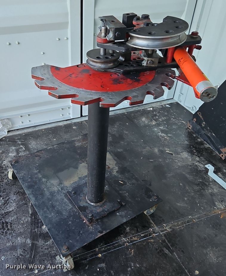 JD Squared Model 4 hydraulic pipe bender in Belton, MO | Item EI8518 ...
